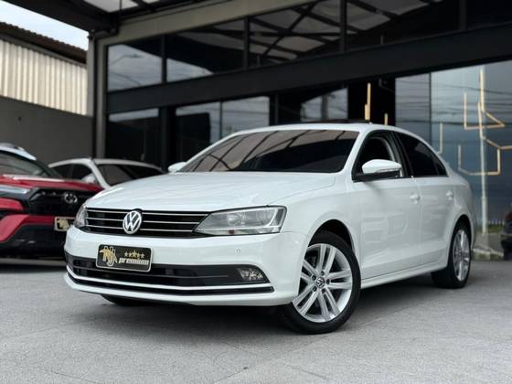 VOLKSWAGEN JETTA 2.0 TSI HIGHLINE 211CV GASOLINA 4P TIPTRONIC